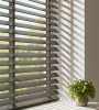 AKILLI MOTORLU AHŞAP JALUZİ, ANTRASİT RENK, 50mm, % 100 orjinal ahşap jaluzi , Uzaktan kontrol, Zaman ayarlı - Thumbnail (3)