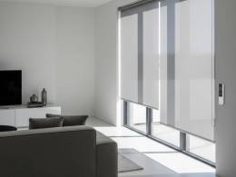 AKILLI MOTORLU SCREEN PERDE, Uzaktan kontrol, Zaman ayarlı 